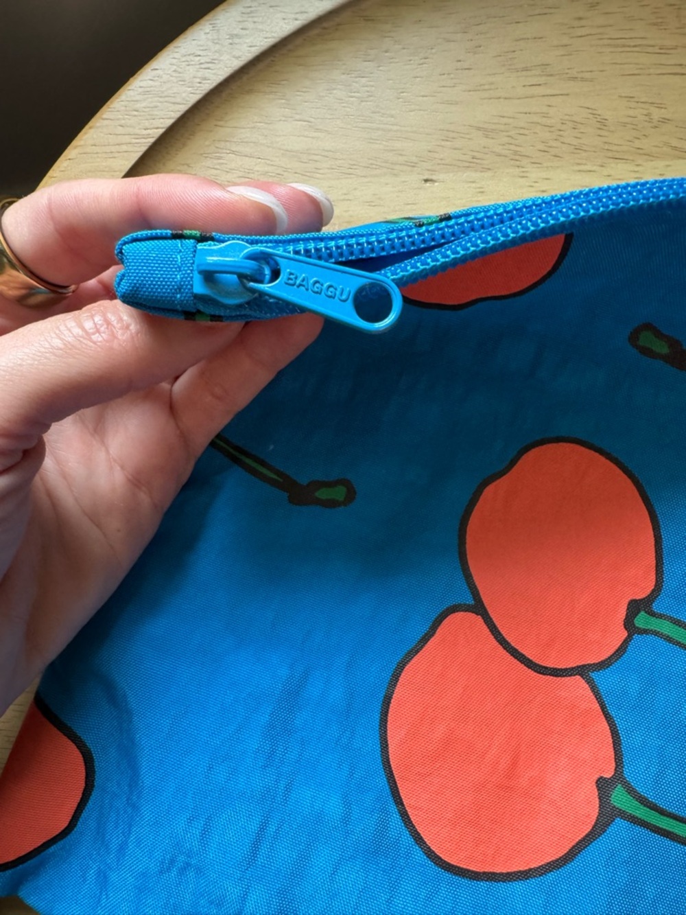 Baggu Large Cherries Go Pouch - Picture 3 of 3